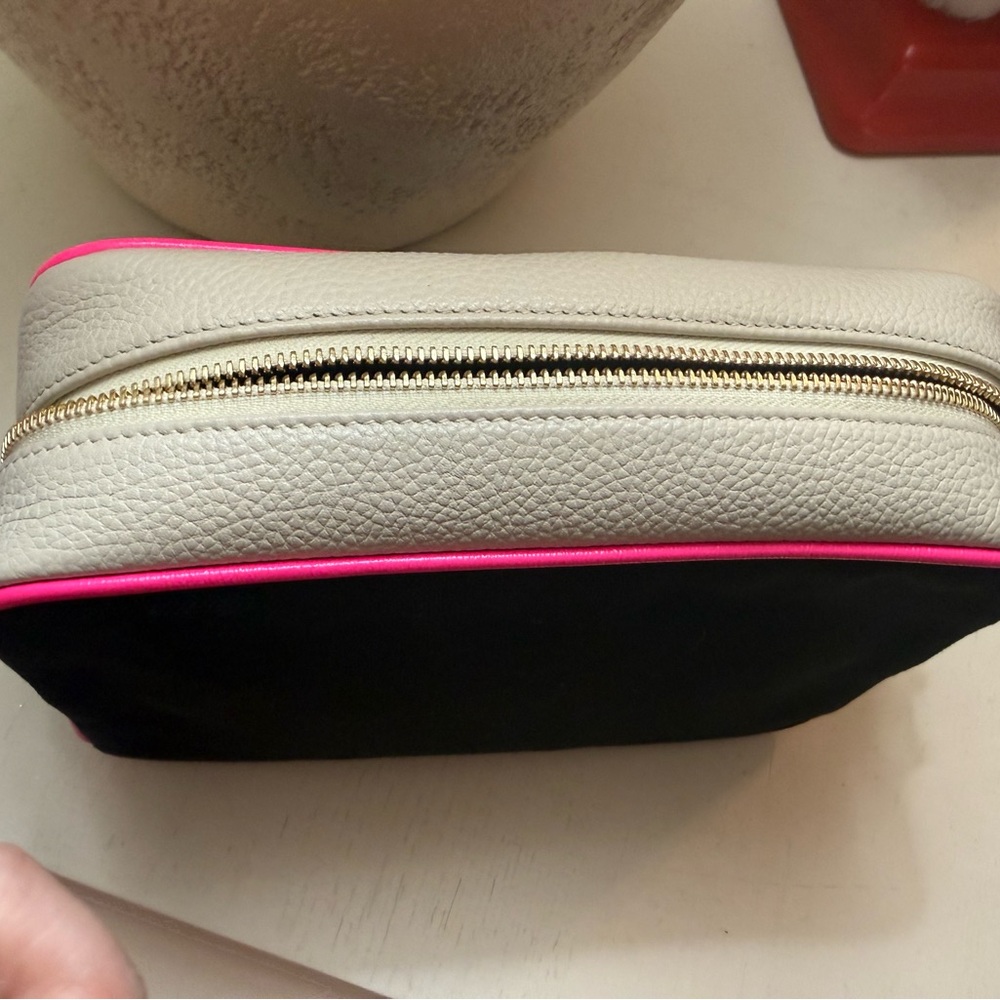 Golden Goose Black and Pink Cosmetic Bag with Glitter Star - Picture 3 of 11